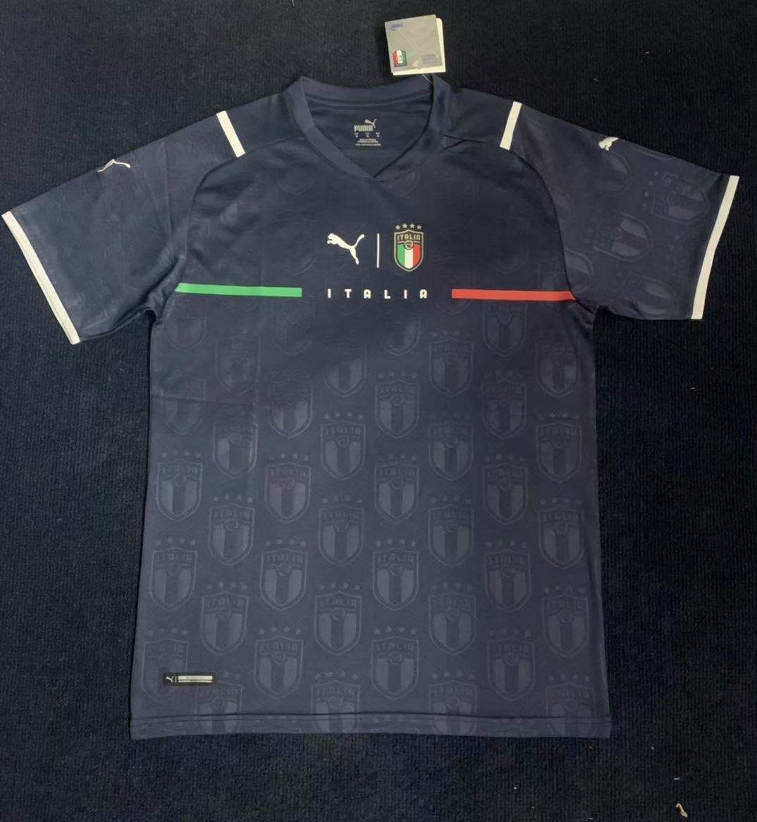 Italy home 2021