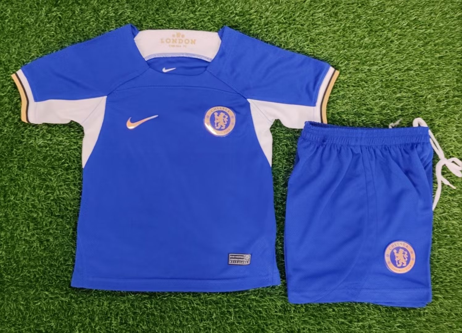 2023-2024 Chelsea home kids kit 