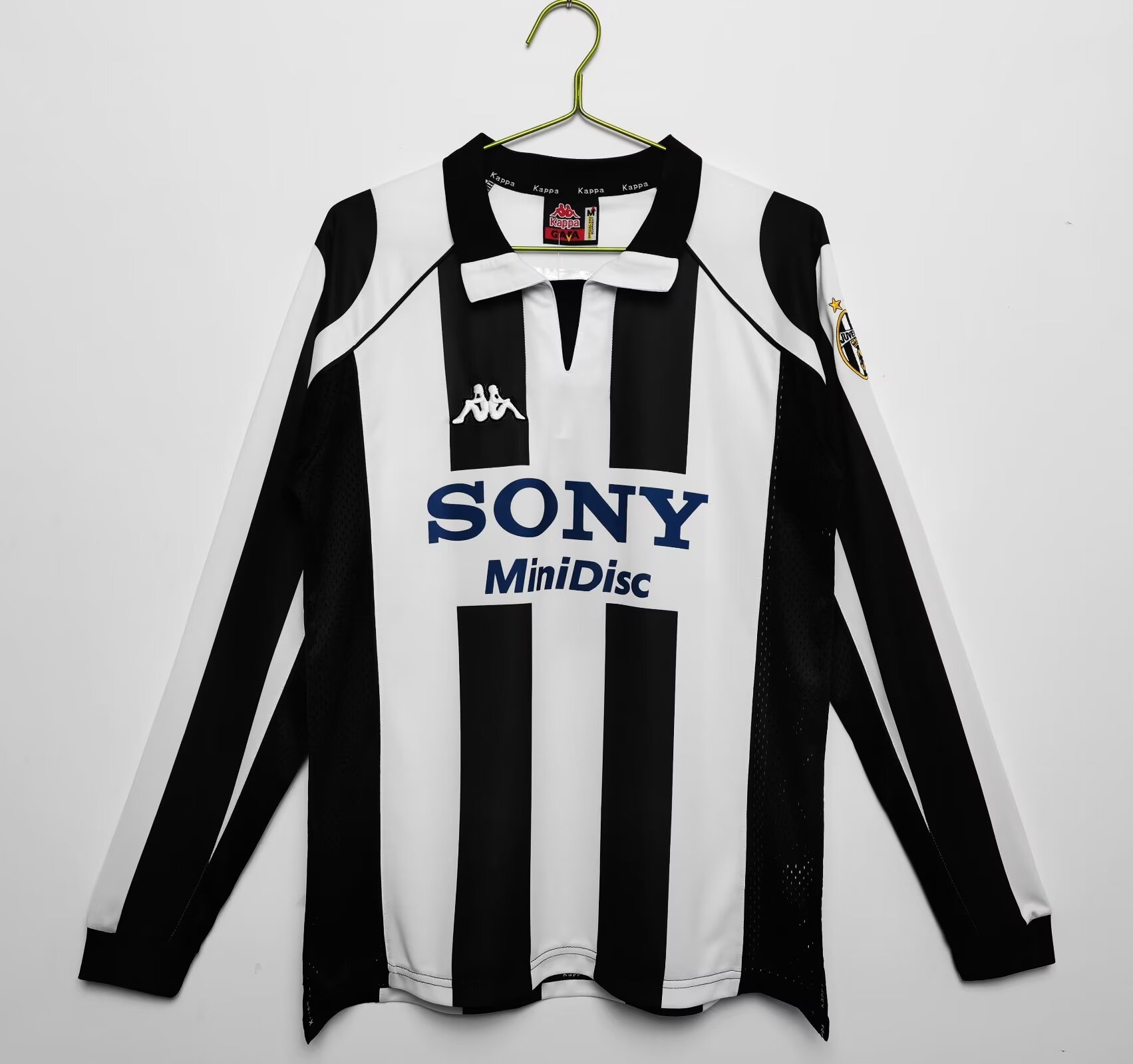 1997-1998  Juventus Retro jersey Long sleeved