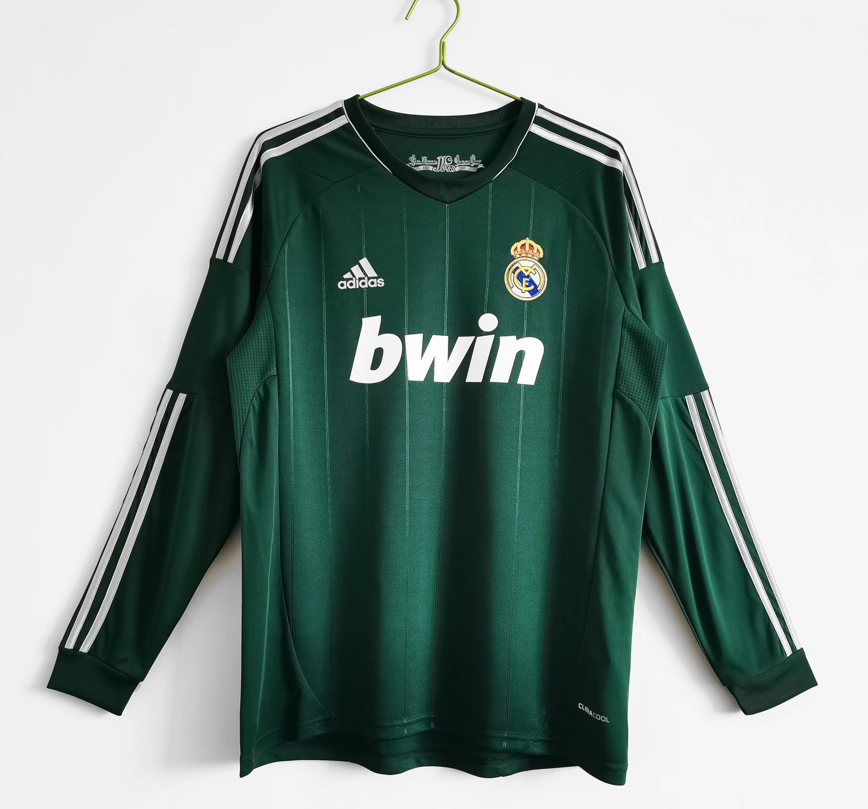 2012-2013 Real Madrid  retro Long sleeved