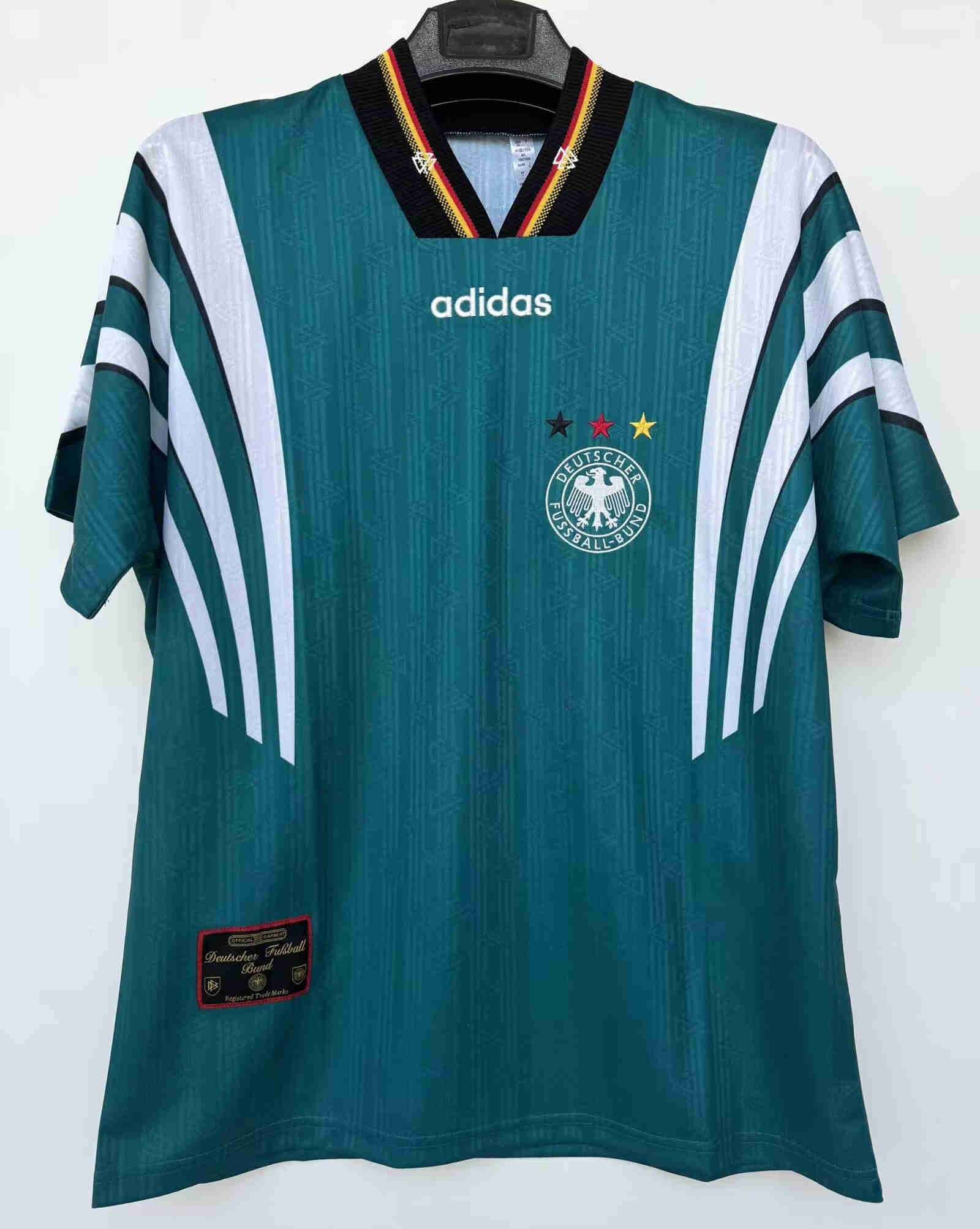 96 German away game retro