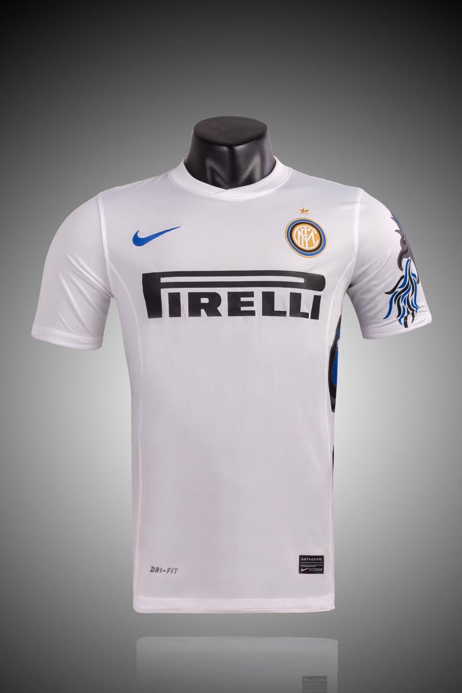 2010-2011  Inter milan away Retro.