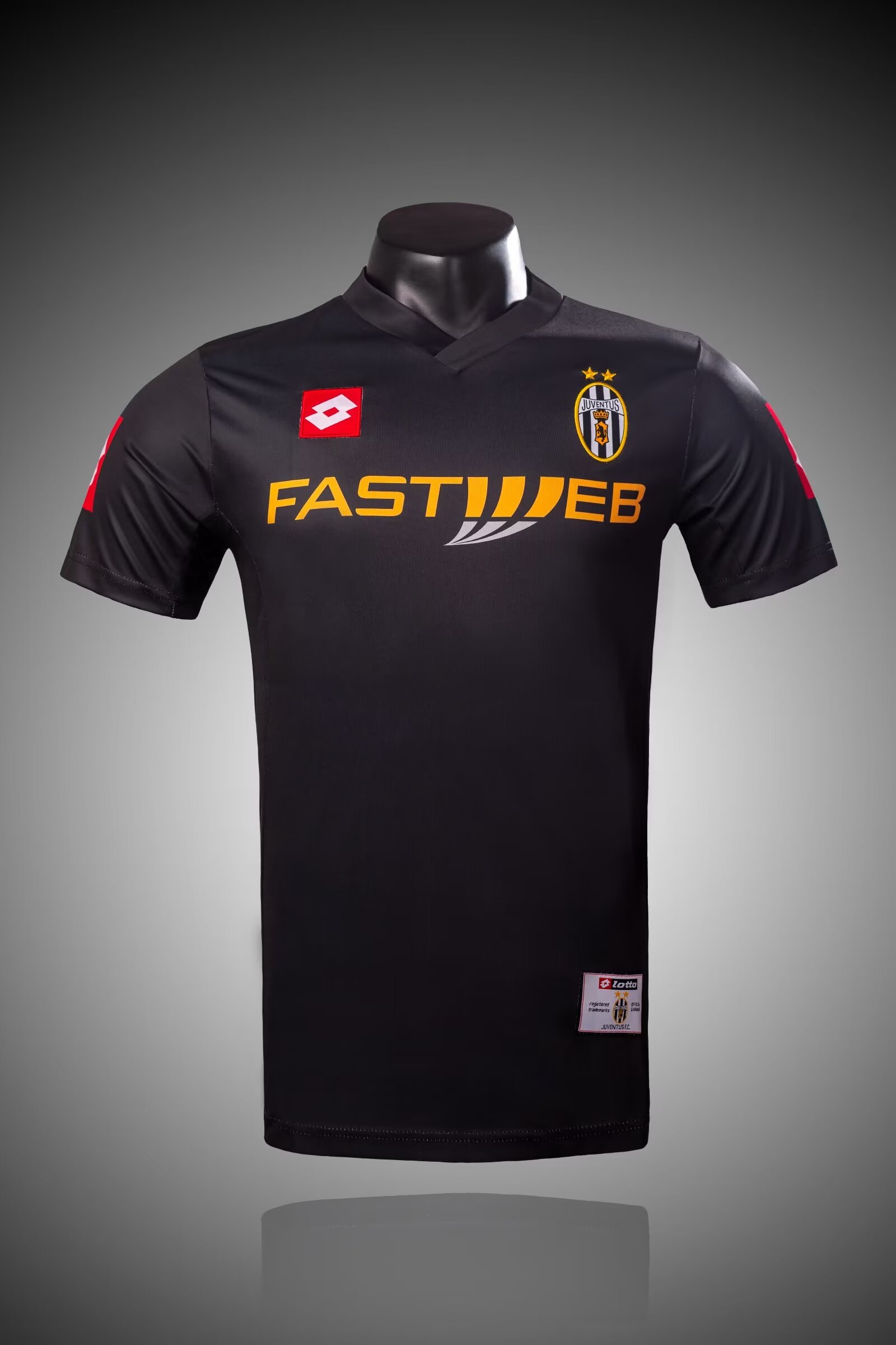 2001-2002  Juventus Retro jersey