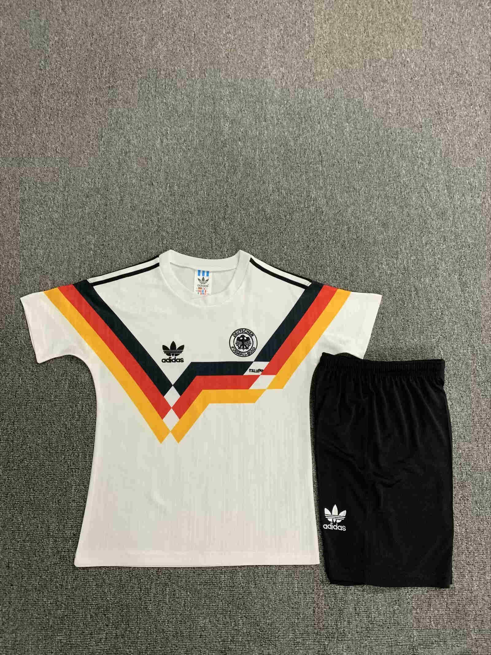 1990 Germany  away  kids  suit  