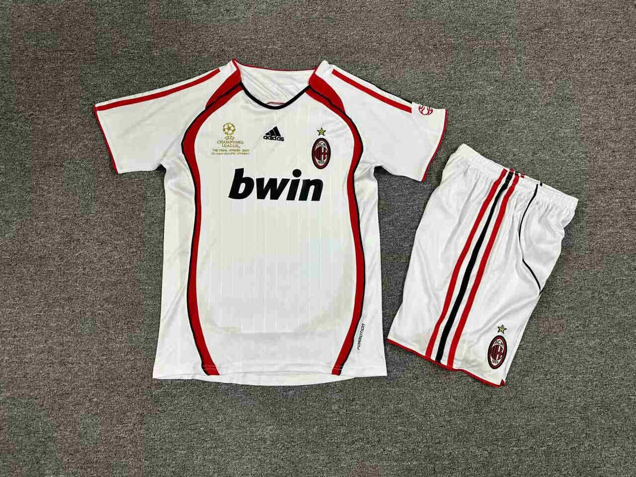2006-2007 AC MILAN   kids kit
