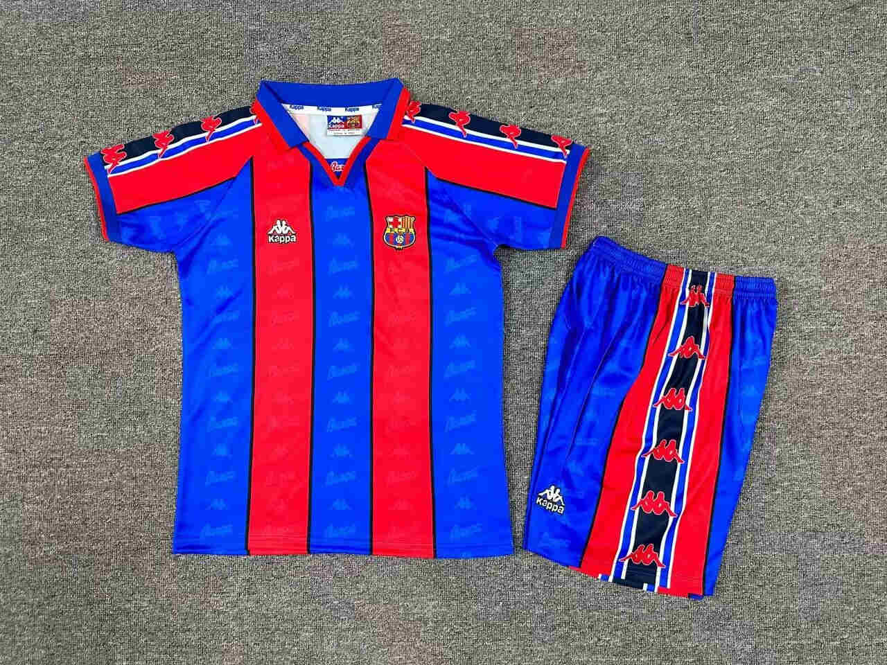 1995-1997 FC Barcelona kids kit 