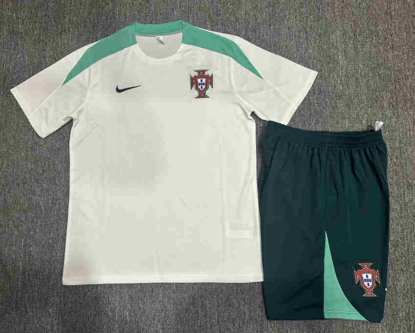 2024-2025 Portugal  Training clothes kids  kit  With pockets 